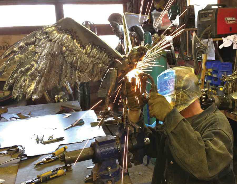 全球钣金新闻-金属制造狂:焊工制作动物的金属钣金-开元网页版-开元(中国) 全球钣金新闻-金属制造狂:焊工制作动物的金属钣金-开元网页版-开元(中国)